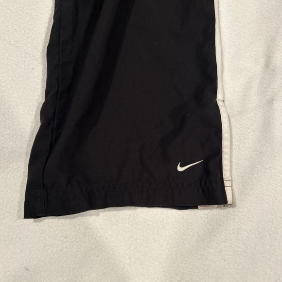 Nike Track Windbreaker Pants Size Medium Silver Tag Swoosh Y2K Vintage Sweatpant - Picture 4 of 8